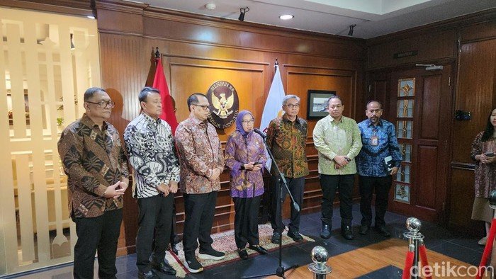 Pertemuan Strategis Timnas Anti-Korupsi Dukung Program MBG-Kopdes
