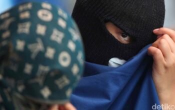 Polisi Tangkap Doyok Residivis Jambret Spesialis Jalan Raya Serang-Jakarta: Operasi Cepat Tepat