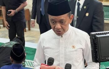 Bahlil Kenang Diskusi Sejarah dengan Try Sutrisno Semasa Mahasiswa: Kisah Menakjubkan di Balik Pemakaman VP ke-6