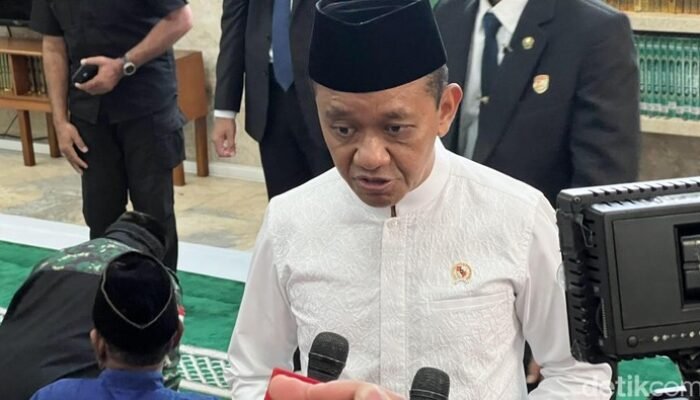 Bahlil Kenang Diskusi Sejarah dengan Try Sutrisno Semasa Mahasiswa: Kisah Menakjubkan di Balik Pemakaman VP ke-6