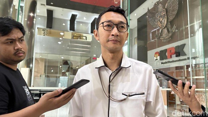 Dari Rp 8,49 M ke Teguran KPK: Kisah Gubernur Kaltim dan Mobil Dinas yang Batal