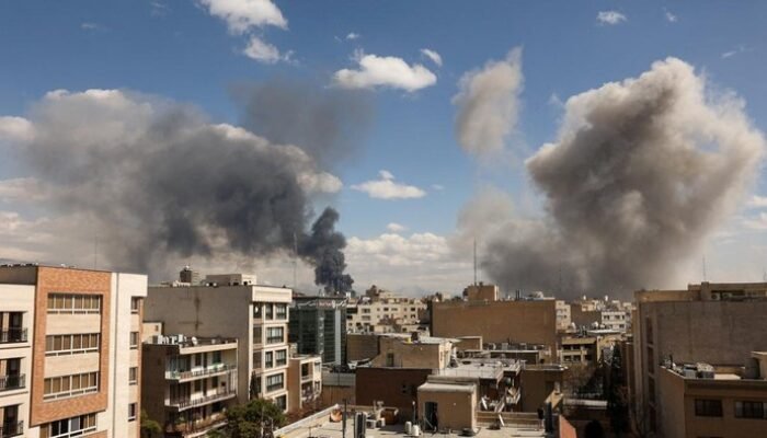 “Konflik AS-Israel-Iran: Apa yang Diketahui Sejauh Ini Tentang Serangan yang Guncangkan Timur Tengah”