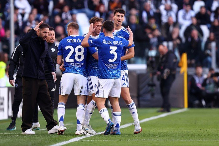 Dari Gagal ke Sukses: Fabregas Tidak Sim Salabim Como, Kisah Perjuangan Sepakbola