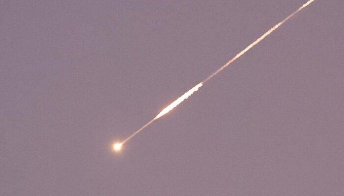 “Warga Israel Dikucilkan saat Negara Minta Mereka Mengungsi dari Serangan Iran”