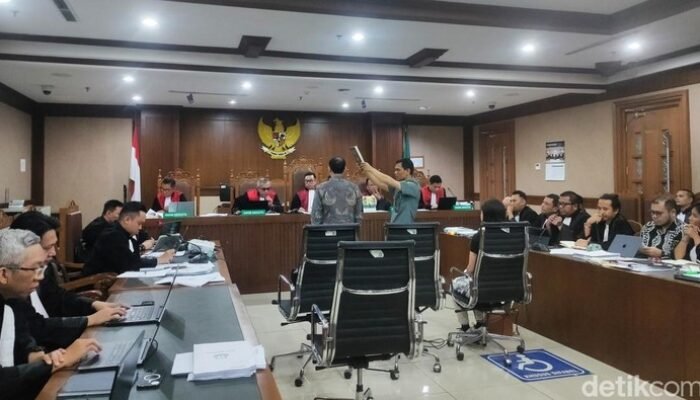 “Kata Nadiem Saat Dicecar Hakim soal Inisiator Proyek Chromebook Kemendikbud”