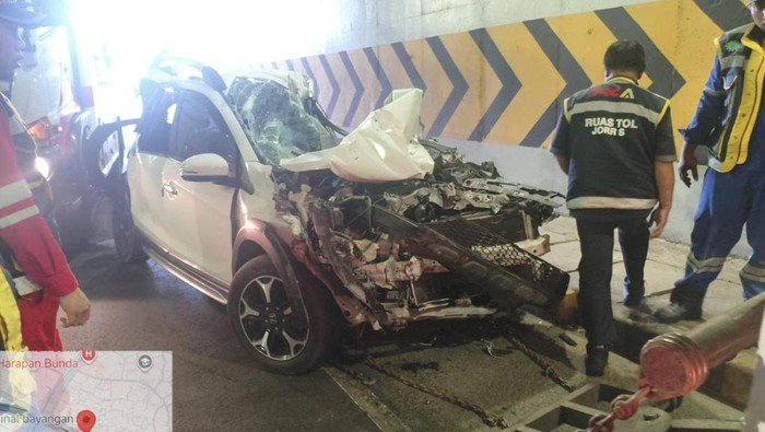 Ketakutan Membayangi Pemotor di Tol JORR: 7 Mobil Tergoncang