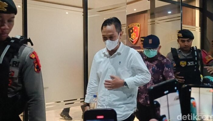 OTT KPK Menerjaring Bupati Cilacap, Ditangkap Malam Ini di Jakarta