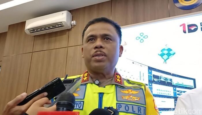 **Kakorlantas-Menhub Cek JMTC, Operasi Ketupat 2026 Berjalan Lancar dari Awal**