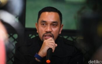 Sahroni dari KontraS: Aksi Penyiraman Air Keras, Demo di Indonesia Terancam