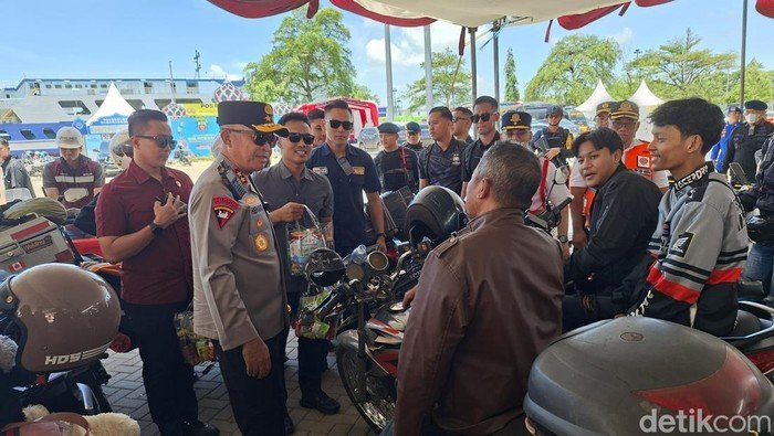 Kapolda Banten Cek Pelabuhan Ciwandan, Pastikan Belum Ada Kepadatan Pemudik: Apakah Siap Menangani Krisis?
