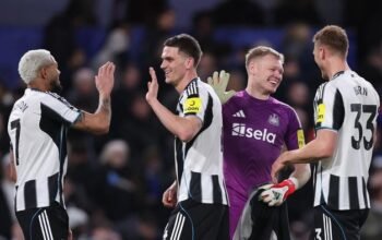 Dari Kebekuan ke Kemenangan: Newcastle ‘Buka Puasa’ di Stamford Bridge
