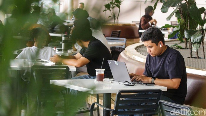 Libur Lebaran Dekat, WFA Pegawai Mulai Hari Ini, Kenali Jadwal Baru!