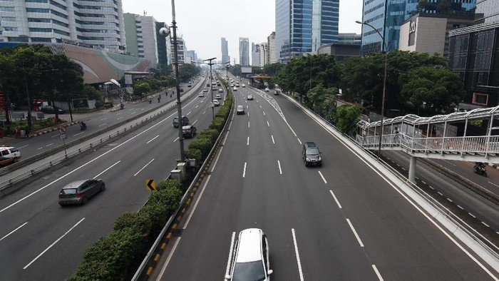 Lalin Jakarta Senin Pagi: Mayoritas 'Hijau', Tapi Beberapa Titik Macet Jadi Perhatian!
