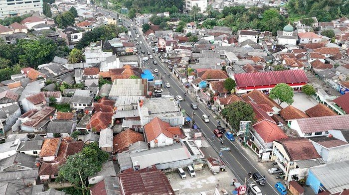 Drone Polisi Siap Pantau Jalur Puncak Bogor, Jaga Keamanan Lebaran!