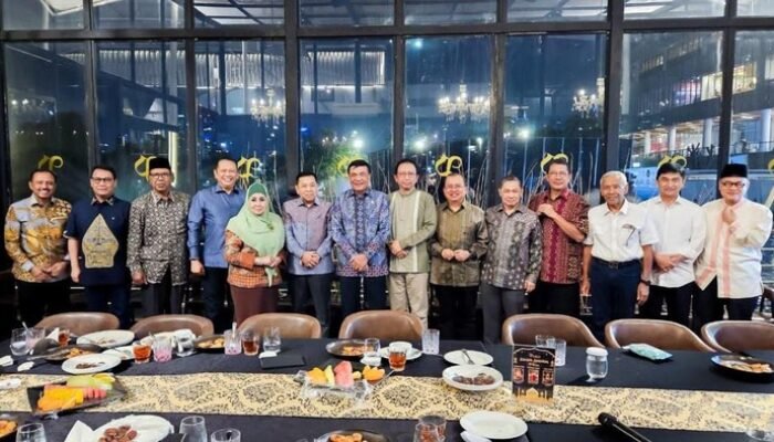 “Forum Kebangsaan MPR/DPR & Menko Polkam: Solusi Konflik Geopolitik-Ekonomi RI”