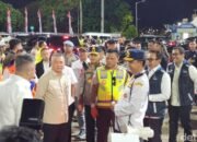 Menhub-Kakorlantas Tinjau Pelabuhan Merak dan Ciwandan, Temui Para Pemudik, Pastikan Perjalanan Aman!