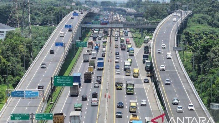 **Contraflow & One Way Menyambut Arus Mudik 2026: Solusi Jitu dari Korlantas Polri**