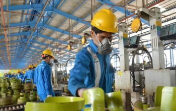 Projo Usul Pemerintah Bentuk Badan Pengendali LPG Subsidi Tengah Diselimuti Gejolak Minyak Dunia #Berita
