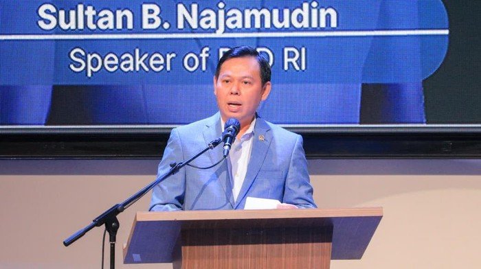 **Ketua DPD RI: Idul Fitri Waktu untuk Perdamaian, Bukan Perang**