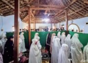 Jemaah Syathaariyah di Ponorogo Salat Idul Fitri Sebelum Waktu, Ini Penjelasan Mereka!