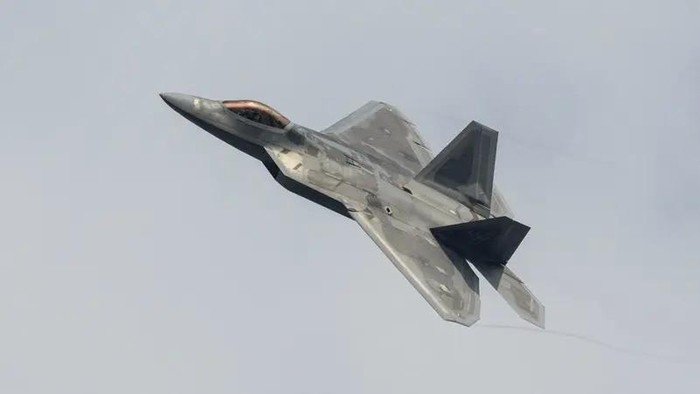 F-35 AS Mendarat Darurat di Timteng, Diduga Ditembak Iran!