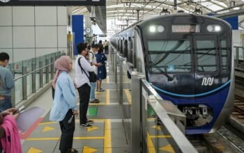 “Hore! Naik TransJ, MRT, LRT Hari Ini Cuma Rp 1, Hemat Banget!”