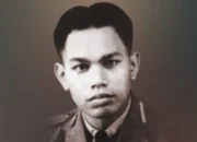 “Dari Tanah Air ke Angkasa: Ini Orang Indonesia Pertama yang Jadi Pilot Pesawat Tempur!”