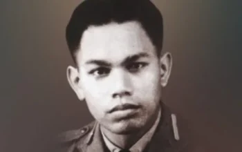 “Dari Tanah Air ke Angkasa: Ini Orang Indonesia Pertama yang Jadi Pilot Pesawat Tempur!”