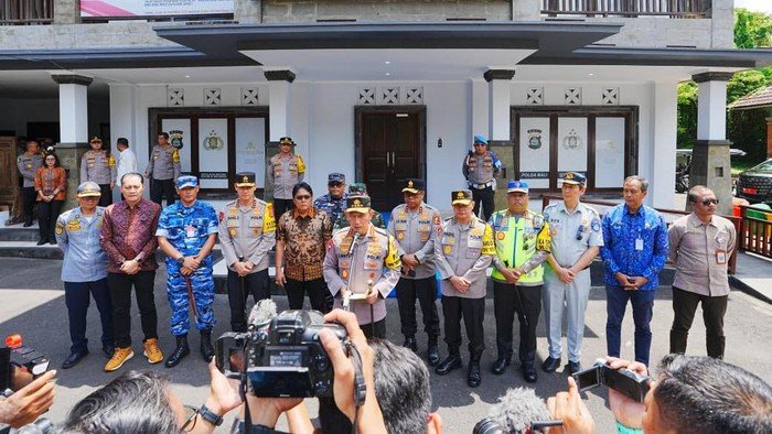 Lokasi Wisata Nasional Dijamin Kondusif, Kapolri: Pelayanan Dimaksimalkan!