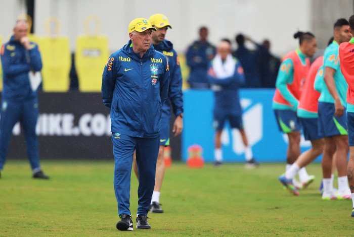 Ancelotti Capek Ditanya soal Neymar, Sosok yang Mempertanyakan Mental Tim