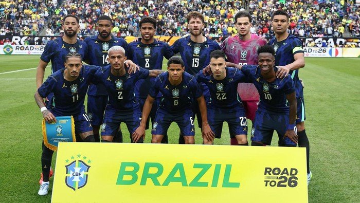 **Deretan Bintang Brasil, dari Vinicius hingga Raphinha, Belum Nyetel dengan Baik**