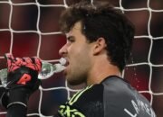 Dibandingkan dengan Courtois, Lammens Gembira: Perbandingan Menarik di Balik Kemenangan Timnas Belgia